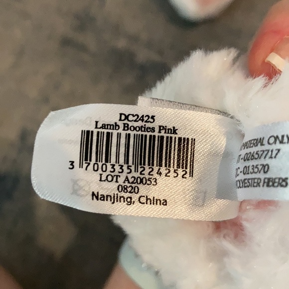 Baby sheep booties - Picture 4 of 6